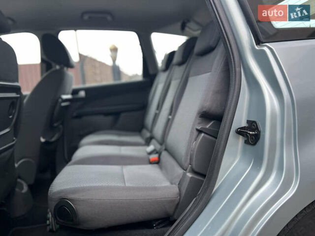 Сірий Форд Сі-Макс, об'ємом двигуна 1.56 л та пробігом 236 тис. км за 4900 $, фото 10 на Automoto.ua