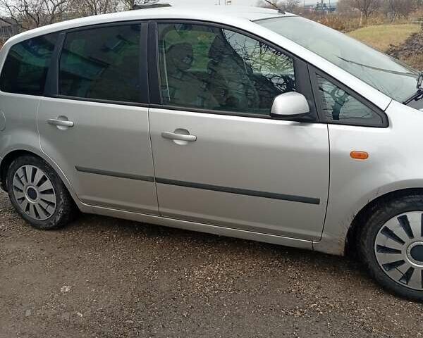 Сірий Форд Сі-Макс, об'ємом двигуна 2 л та пробігом 300 тис. км за 3700 $, фото 1 на Automoto.ua