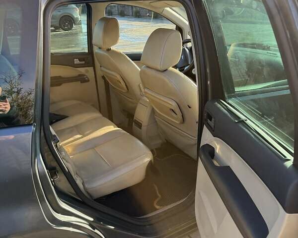 Серый Форд Си-Макс, объемом двигателя 2 л и пробегом 302 тыс. км за 5300 $, фото 17 на Automoto.ua