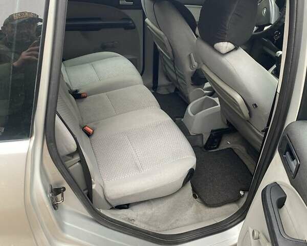 Форд Сі-Макс 2004 у Києві на Automoto.ua Сірий Форд Сі-Макс, об'ємом двигуна 1.6 л та пробігом 350 тис. км за 4000 $, фото 2 на Automoto.ua