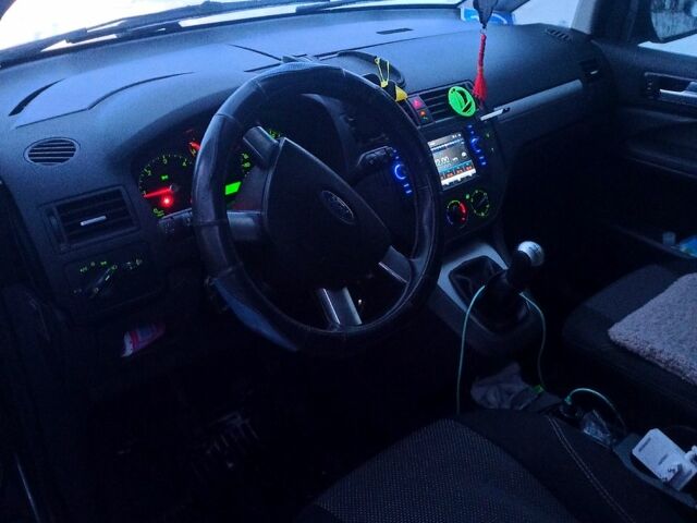 Серый Форд Си-Макс, объемом двигателя 1.6 л и пробегом 299 тыс. км за 4500 $, фото 3 на Automoto.ua