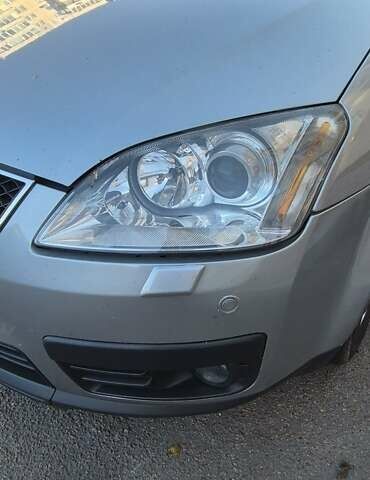 Серый Форд Си-Макс, объемом двигателя 2 л и пробегом 385 тыс. км за 5000 $, фото 10 на Automoto.ua