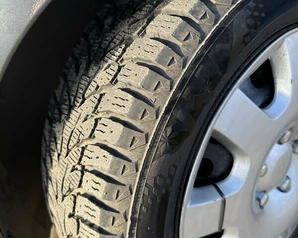 Серый Форд Си-Макс, объемом двигателя 2 л и пробегом 302 тыс. км за 5300 $, фото 27 на Automoto.ua