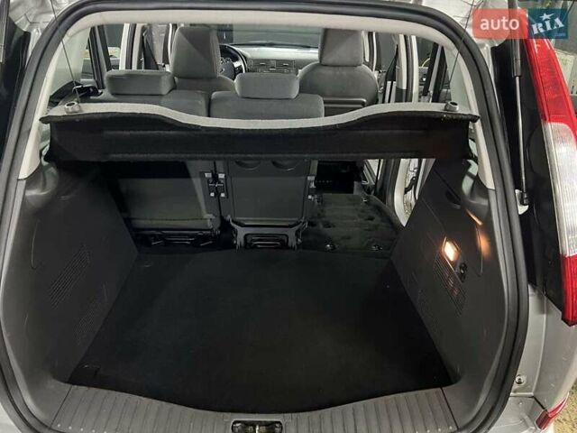Сірий Форд Сі-Макс, об'ємом двигуна 1.6 л та пробігом 217 тис. км за 4900 $, фото 16 на Automoto.ua