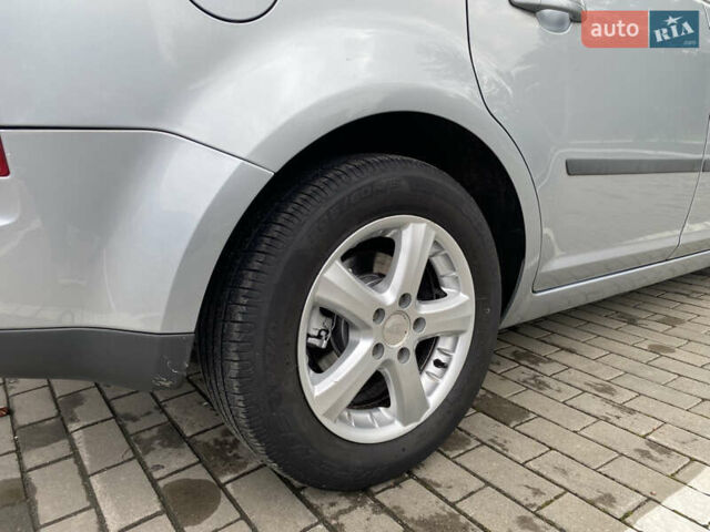Сірий Форд Сі-Макс, об'ємом двигуна 1.6 л та пробігом 149 тис. км за 5500 $, фото 21 на Automoto.ua