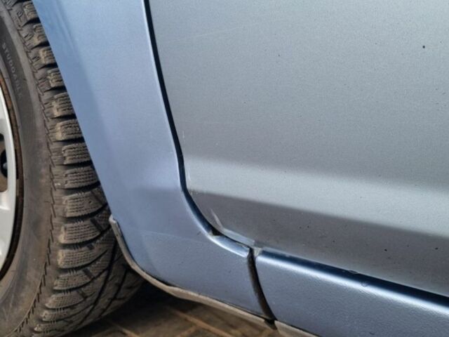 Серый Форд Си-Макс, объемом двигателя 1.6 л и пробегом 320 тыс. км за 4800 $, фото 8 на Automoto.ua