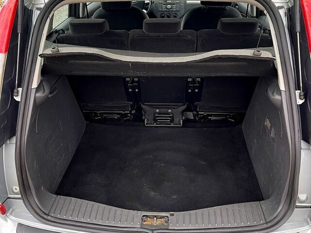 Серый Форд Си-Макс, объемом двигателя 1.6 л и пробегом 0 тыс. км за 4500 $, фото 6 на Automoto.ua