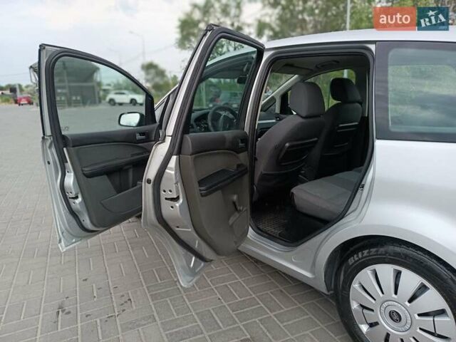 Серый Форд Си-Макс, объемом двигателя 1.6 л и пробегом 210 тыс. км за 4700 $, фото 17 на Automoto.ua