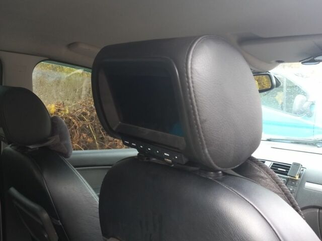 Серый Форд Си-Макс, объемом двигателя 1.6 л и пробегом 299 тыс. км за 4300 $, фото 6 на Automoto.ua