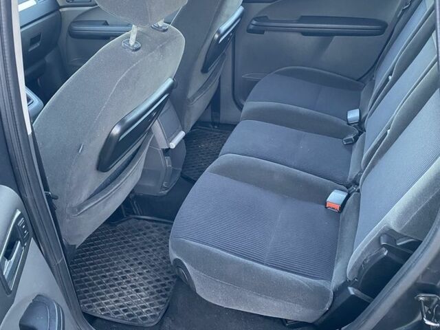 Форд Сі-Макс 2005 у Луцьку на Automoto.ua Сірий Форд Сі-Макс, об'ємом двигуна 1.8 л та пробігом 312 тис. км за 1850 $, фото 9 на Automoto.ua