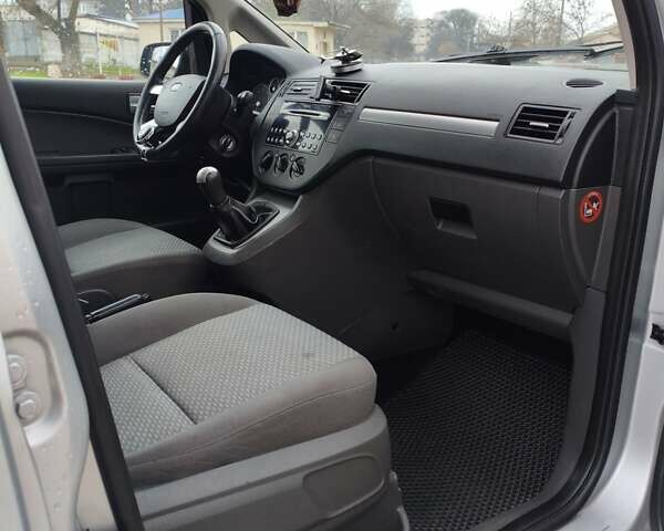 Сірий Форд Сі-Макс, об'ємом двигуна 1.6 л та пробігом 244 тис. км за 2300 $, фото 4 на Automoto.ua