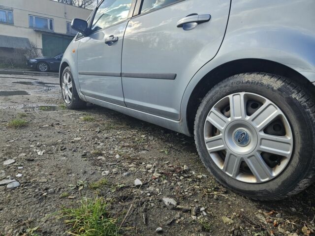 Серый Форд Си-Макс, объемом двигателя 1.6 л и пробегом 260 тыс. км за 2000 $, фото 4 на Automoto.ua