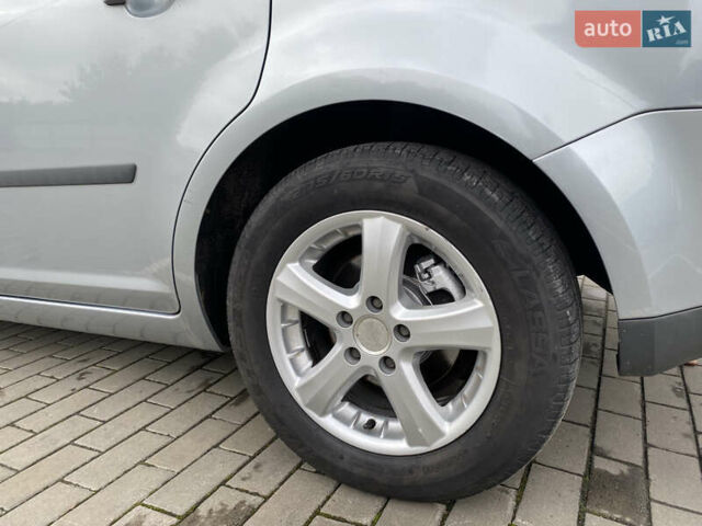 Сірий Форд Сі-Макс, об'ємом двигуна 1.6 л та пробігом 149 тис. км за 5500 $, фото 24 на Automoto.ua