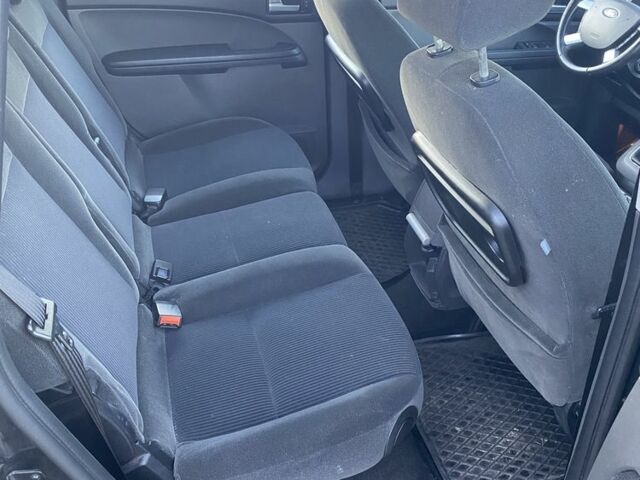 Форд Сі-Макс 2005 у Луцьку на Automoto.ua Сірий Форд Сі-Макс, об'ємом двигуна 1.8 л та пробігом 312 тис. км за 1850 $, фото 8 на Automoto.ua