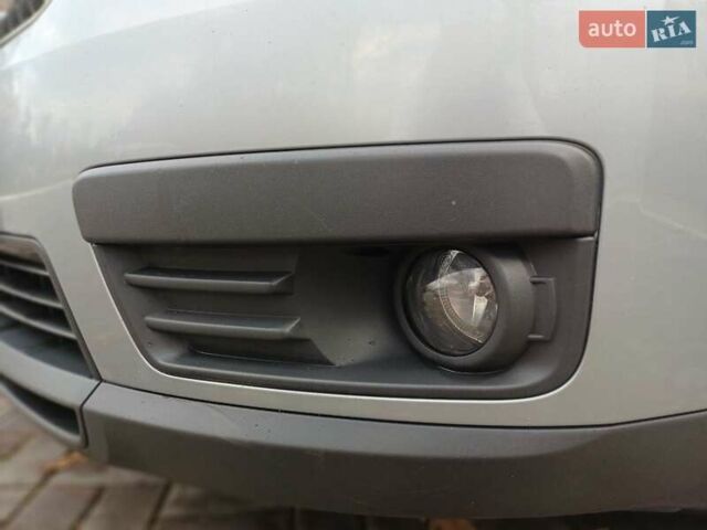Серый Форд Си-Макс, объемом двигателя 1.75 л и пробегом 300 тыс. км за 3950 $, фото 36 на Automoto.ua