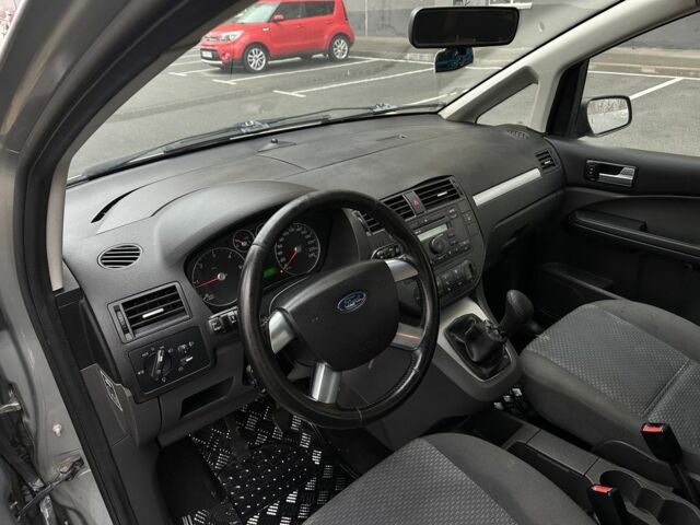 Серый Форд Си-Макс, объемом двигателя 1.6 л и пробегом 252 тыс. км за 2350 $, фото 4 на Automoto.ua