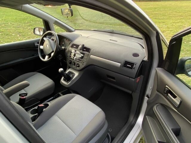 Серый Форд Си-Макс, объемом двигателя 1.8 л и пробегом 145 тыс. км за 4999 $, фото 2 на Automoto.ua