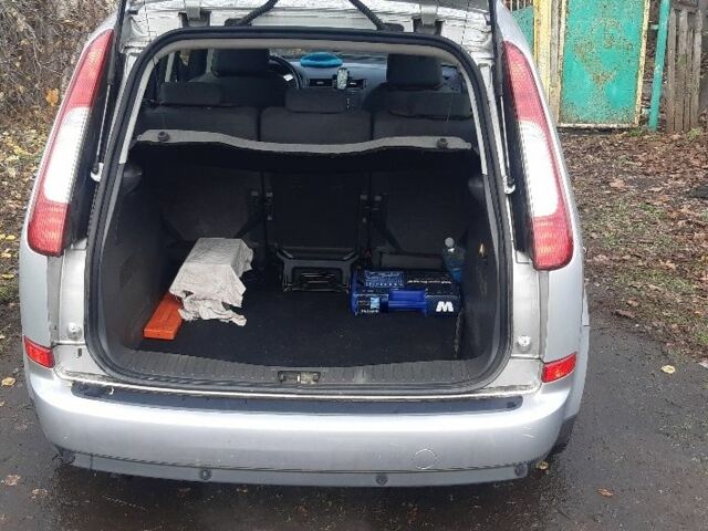 Серый Форд Си-Макс, объемом двигателя 1.6 л и пробегом 286 тыс. км за 2700 $, фото 1 на Automoto.ua