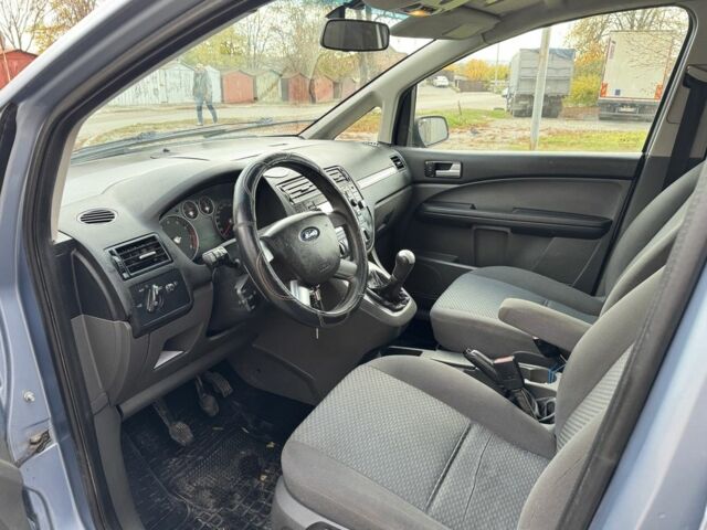 Серый Форд Си-Макс, объемом двигателя 1.6 л и пробегом 300 тыс. км за 3550 $, фото 5 на Automoto.ua