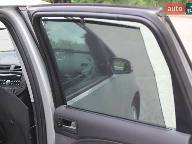 Сірий Форд Сі-Макс, об'ємом двигуна 2 л та пробігом 108 тис. км за 6999 $, фото 21 на Automoto.ua