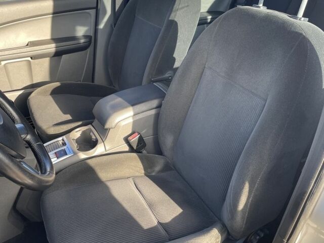 Сірий Форд Сі-Макс, об'ємом двигуна 1.8 л та пробігом 280 тис. км за 3300 $, фото 7 на Automoto.ua