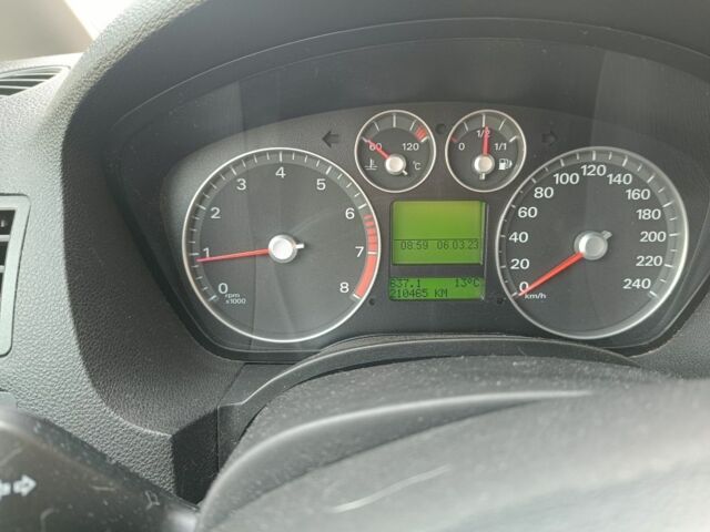 Серый Форд Си-Макс, объемом двигателя 1.6 л и пробегом 218 тыс. км за 5900 $, фото 5 на Automoto.ua