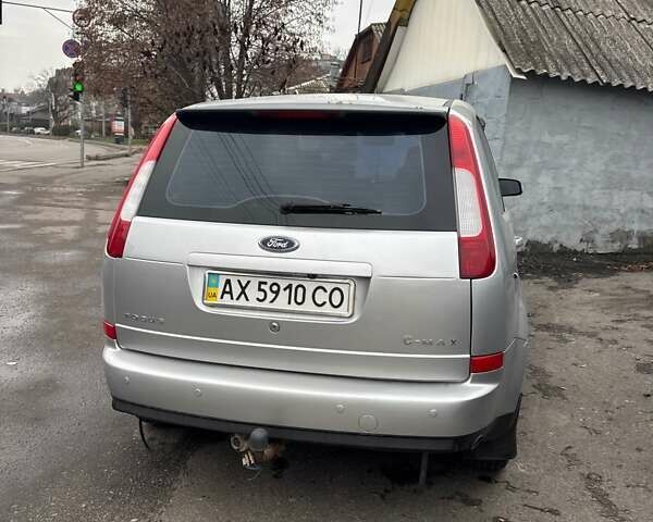 Серый Форд Си-Макс, объемом двигателя 1.8 л и пробегом 252 тыс. км за 5000 $, фото 2 на Automoto.ua
