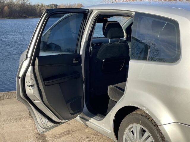 Сірий Форд Сі-Макс, об'ємом двигуна 1.8 л та пробігом 280 тис. км за 3300 $, фото 8 на Automoto.ua