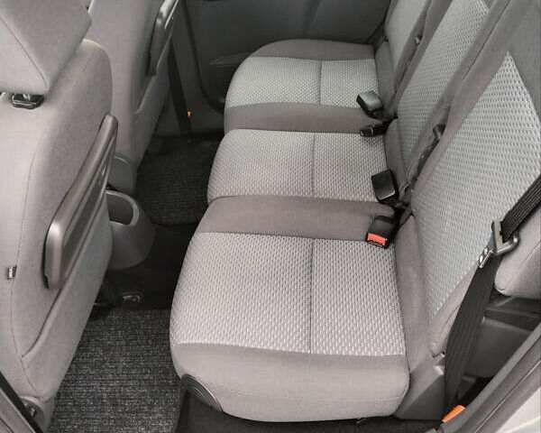 Сірий Форд Сі-Макс, об'ємом двигуна 1.6 л та пробігом 130 тис. км за 5600 $, фото 14 на Automoto.ua