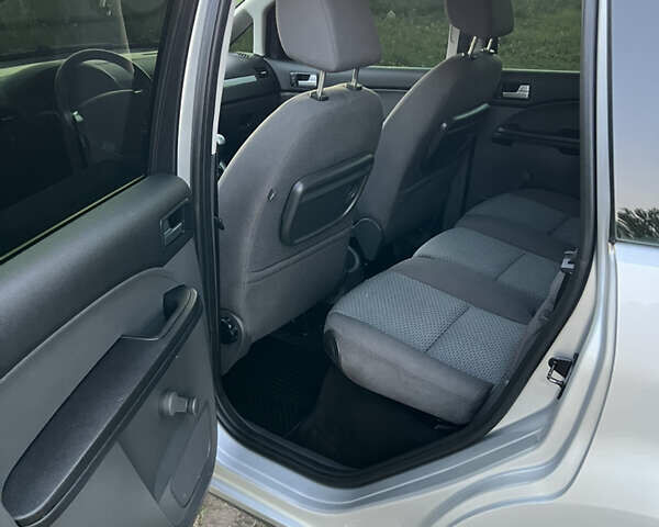 Серый Форд Си-Макс, объемом двигателя 1.8 л и пробегом 203 тыс. км за 5100 $, фото 19 на Automoto.ua