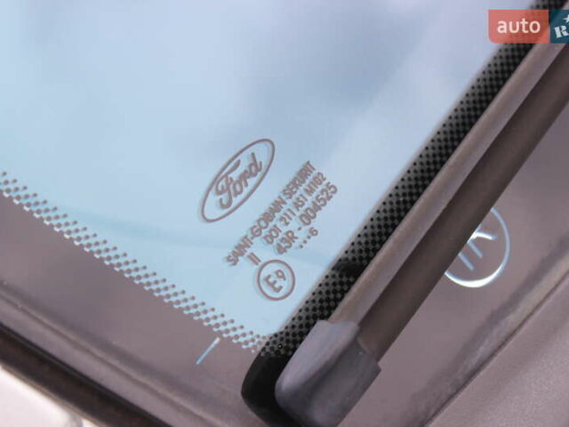 Сірий Форд Сі-Макс, об'ємом двигуна 2 л та пробігом 108 тис. км за 6999 $, фото 31 на Automoto.ua