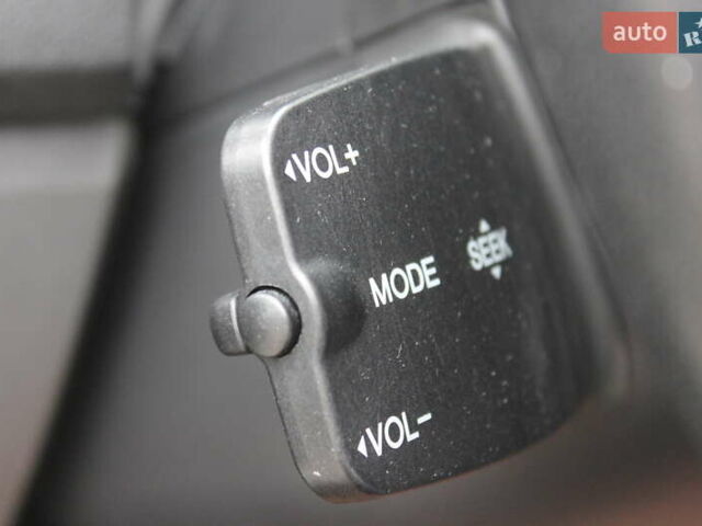 Сірий Форд Сі-Макс, об'ємом двигуна 2 л та пробігом 108 тис. км за 6999 $, фото 34 на Automoto.ua