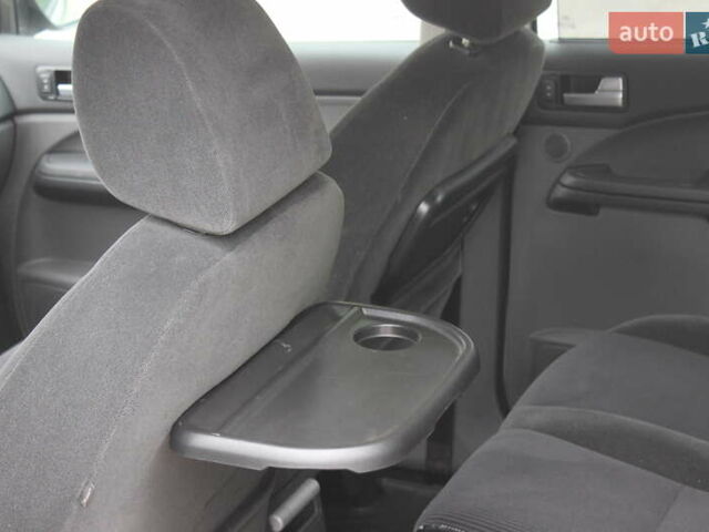 Сірий Форд Сі-Макс, об'ємом двигуна 2 л та пробігом 108 тис. км за 6999 $, фото 19 на Automoto.ua