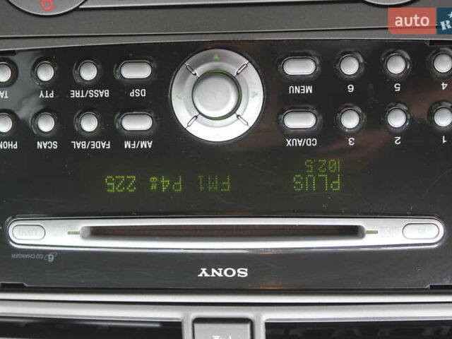 Сірий Форд Сі-Макс, об'ємом двигуна 2 л та пробігом 108 тис. км за 6999 $, фото 43 на Automoto.ua