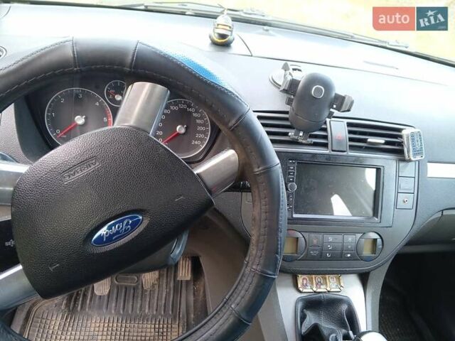 Серый Форд Си-Макс, объемом двигателя 1.8 л и пробегом 420 тыс. км за 5000 $, фото 6 на Automoto.ua