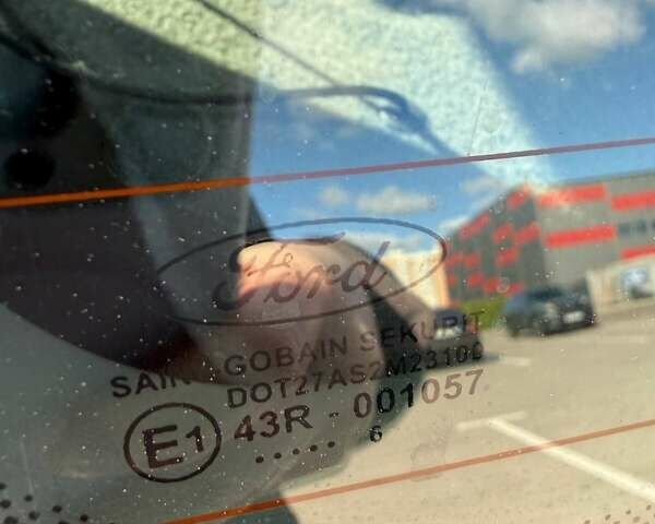 Сірий Форд Сі-Макс, об'ємом двигуна 1.6 л та пробігом 185 тис. км за 4900 $, фото 2 на Automoto.ua