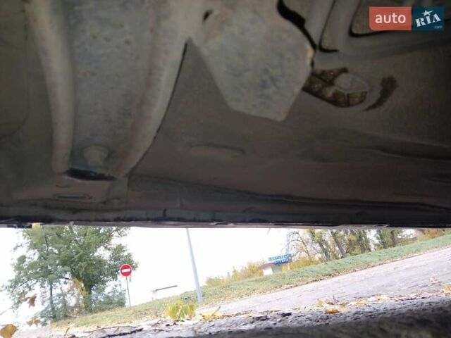 Серый Форд Си-Макс, объемом двигателя 1.8 л и пробегом 212 тыс. км за 4299 $, фото 20 на Automoto.ua