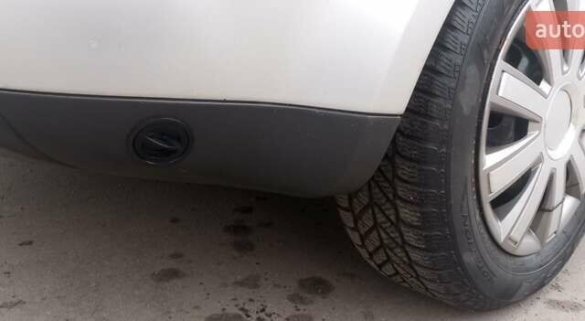 Сірий Форд Сі-Макс, об'ємом двигуна 1.8 л та пробігом 247 тис. км за 5000 $, фото 30 на Automoto.ua