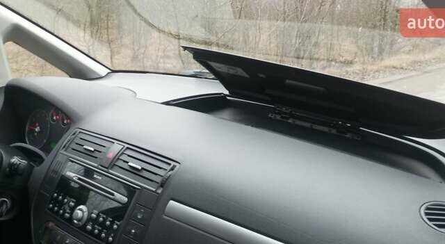 Сірий Форд Сі-Макс, об'ємом двигуна 1.8 л та пробігом 247 тис. км за 5000 $, фото 26 на Automoto.ua