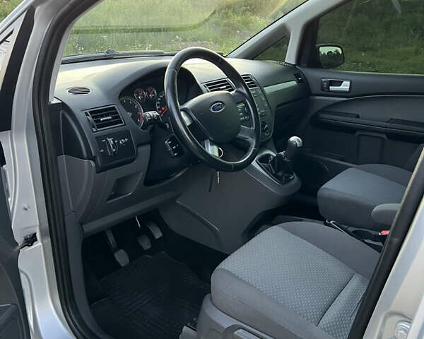 Серый Форд Си-Макс, объемом двигателя 1.8 л и пробегом 203 тыс. км за 5100 $, фото 11 на Automoto.ua