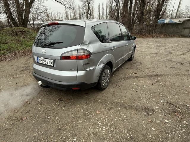 Серый Форд Си-Макс, объемом двигателя 1.8 л и пробегом 180 тыс. км за 2500 $, фото 3 на Automoto.ua