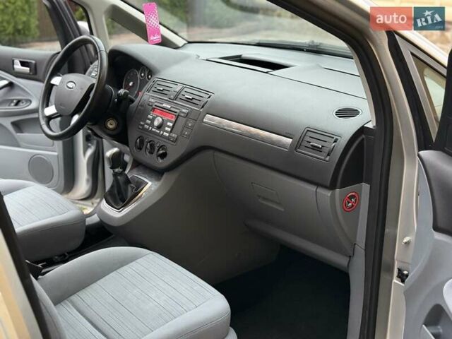 Сірий Форд Сі-Макс, об'ємом двигуна 1.6 л та пробігом 239 тис. км за 5800 $, фото 23 на Automoto.ua
