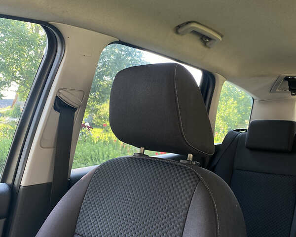 Сірий Форд Сі-Макс, об'ємом двигуна 1.75 л та пробігом 360 тис. км за 5000 $, фото 9 на Automoto.ua