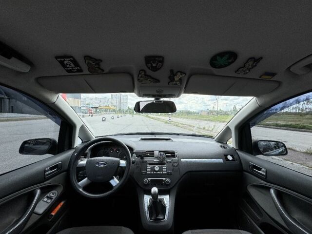 Серый Форд Си-Макс, объемом двигателя 1.6 л и пробегом 196 тыс. км за 5000 $, фото 6 на Automoto.ua