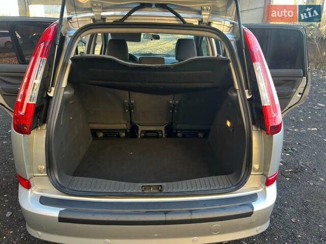 Серый Форд Си-Макс, объемом двигателя 1.8 л и пробегом 238 тыс. км за 4990 $, фото 12 на Automoto.ua