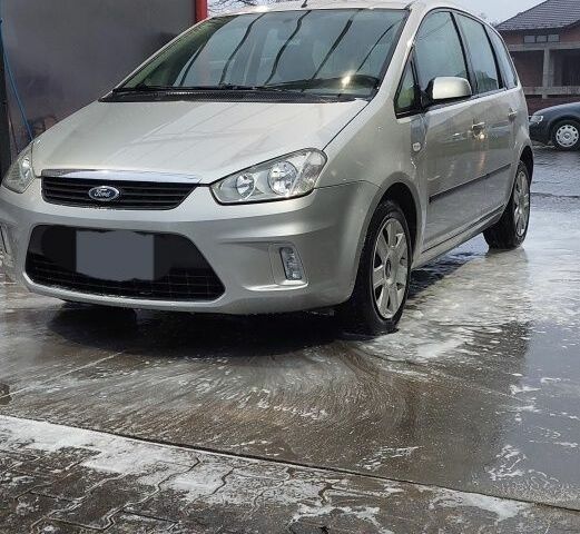 Серый Форд Си-Макс, объемом двигателя 1.8 л и пробегом 230 тыс. км за 5600 $, фото 1 на Automoto.ua