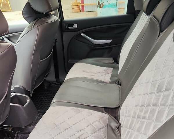 Серый Форд Си-Макс, объемом двигателя 1.8 л и пробегом 330 тыс. км за 6500 $, фото 6 на Automoto.ua