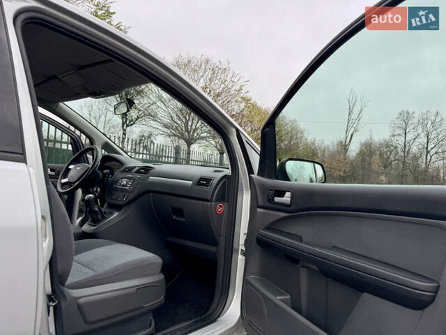 Сірий Форд Сі-Макс, об'ємом двигуна 1.8 л та пробігом 216 тис. км за 4700 $, фото 21 на Automoto.ua