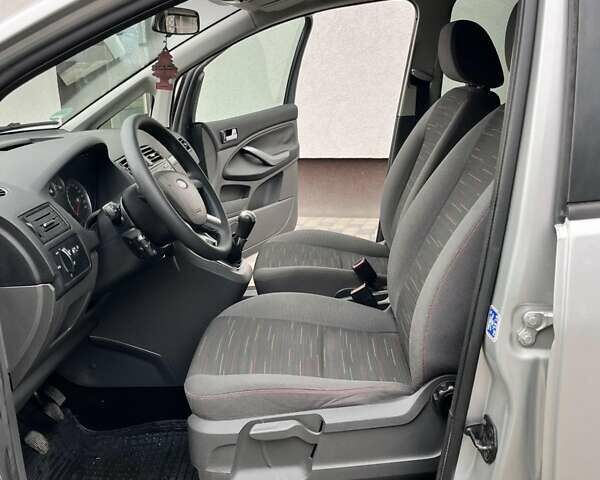 Сірий Форд Сі-Макс, об'ємом двигуна 1.6 л та пробігом 178 тис. км за 5200 $, фото 19 на Automoto.ua