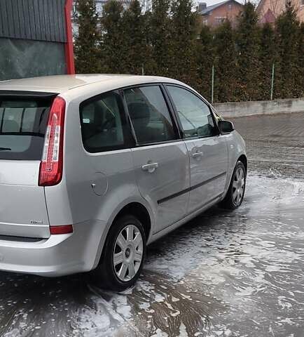 Серый Форд Си-Макс, объемом двигателя 1.8 л и пробегом 216 тыс. км за 5700 $, фото 1 на Automoto.ua